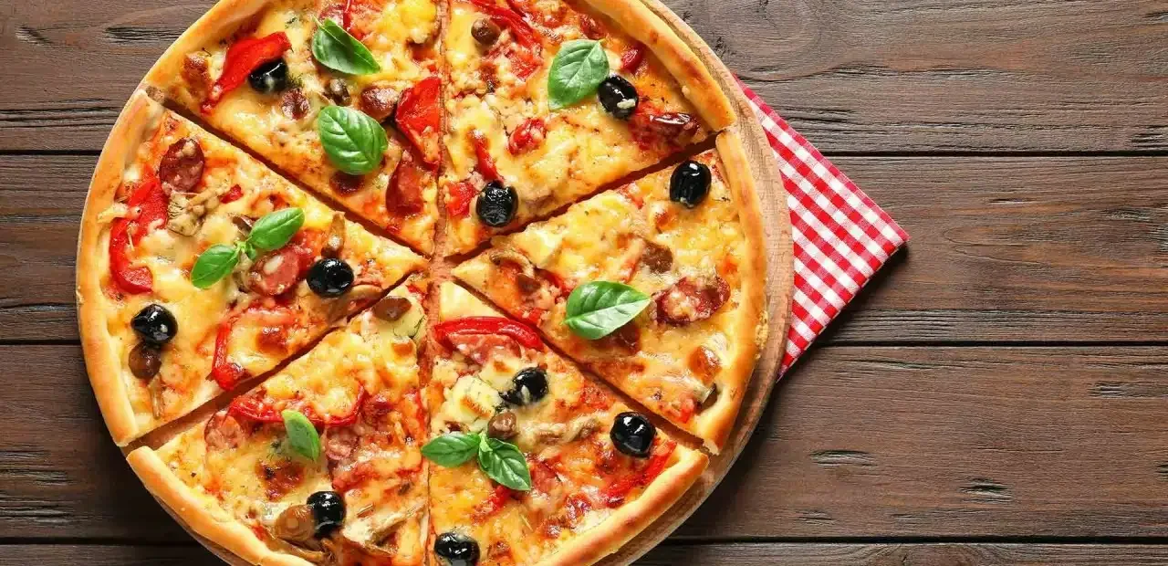 Sebzeli vejetaryen pizza