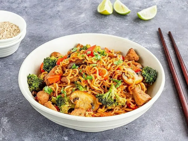 ızgara piliç ve  Sebze spagetti